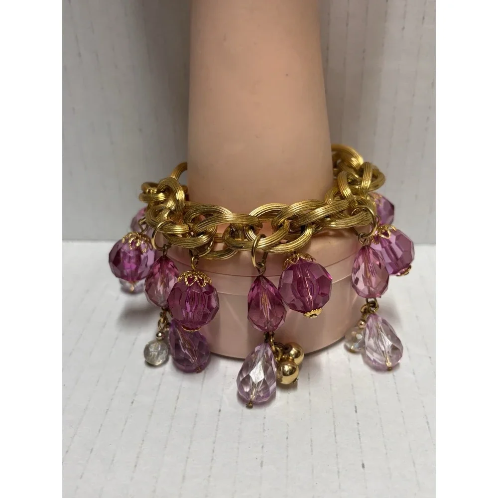 Bracelet‎ Gold Tone Dangling Pink Lilac Plastic Beads Charms Festive look